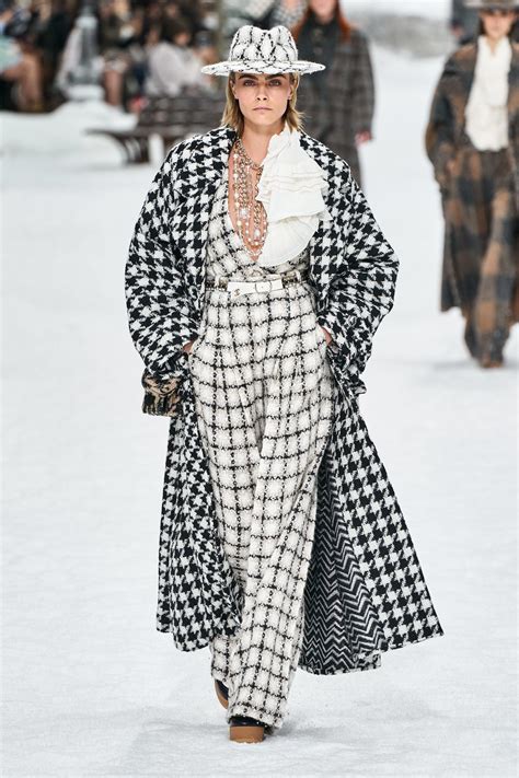 coco chanel calendar 2019|chanel fashion show.